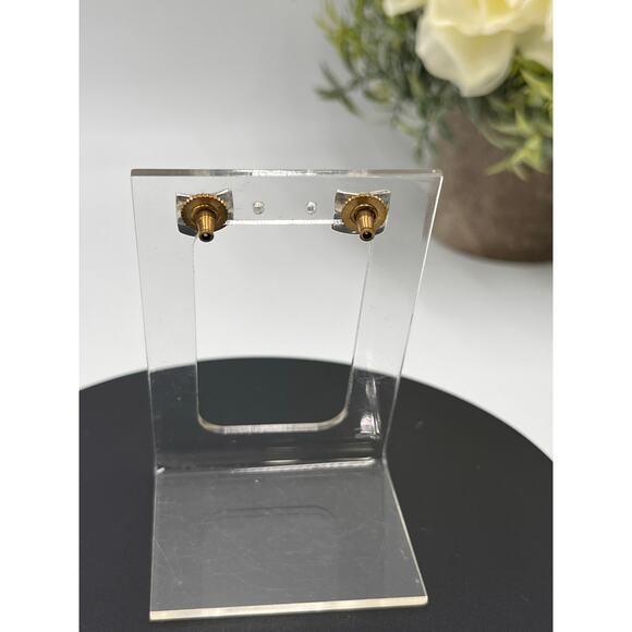 Anna Beck Designer Vintage
Sterling Silver Dot Design Square Stud Post Earrings - Picture 4 of 10